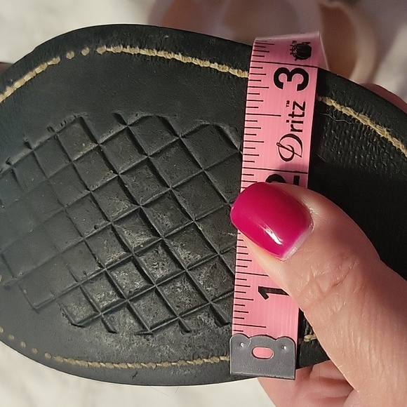 Ladedo Ropers - Picture 7 of 12